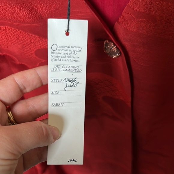 Vintage Asiatica Kansas City Vibrant Red Collarless Blazer with Textured Fabric - Picture 3 of 10